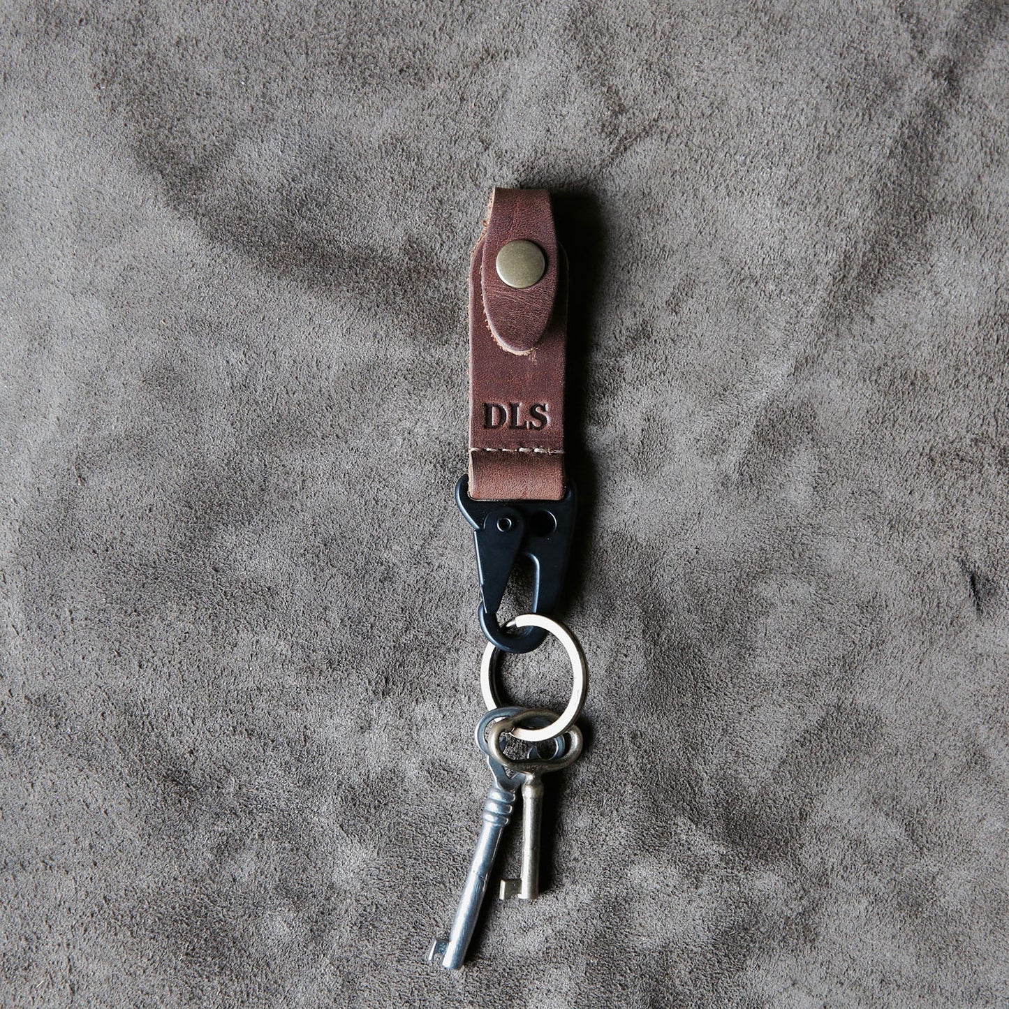 The Henry Personalized Fine Leather Keychain - Grooms Gift - Wedding Party Gift