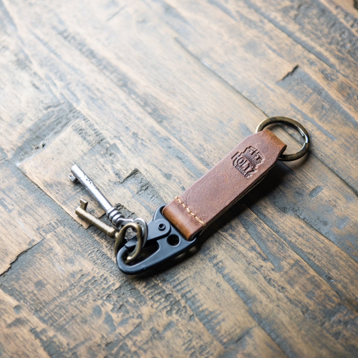 The Henry Personalized Fine Leather Keychain - Grooms Gift - Wedding Party Gift