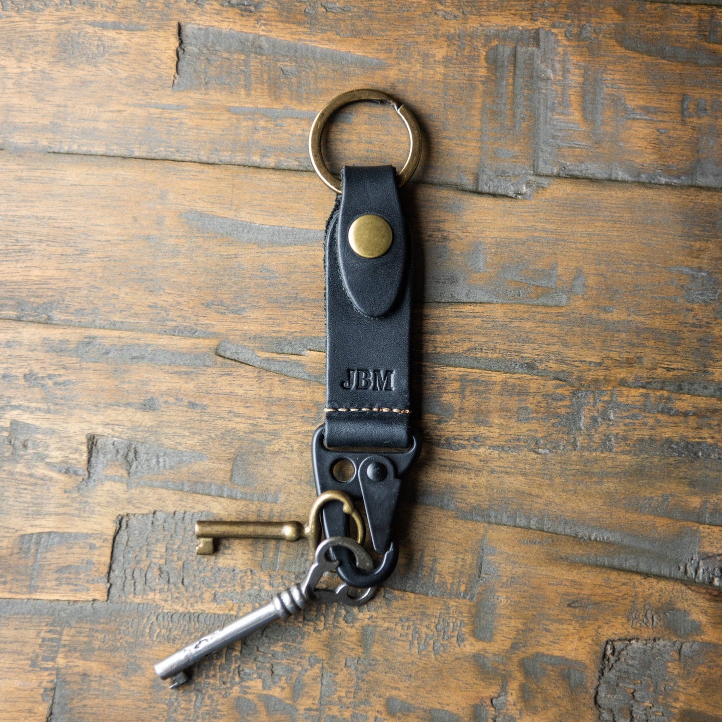 The Henry Personalized Fine Leather Keychain - Grooms Gift - Wedding Party Gift