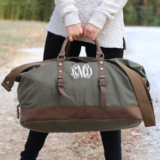 The Caroline Weekend Travel Duffel Bag – Personalized Bridesmaids Bridal Party Gifts