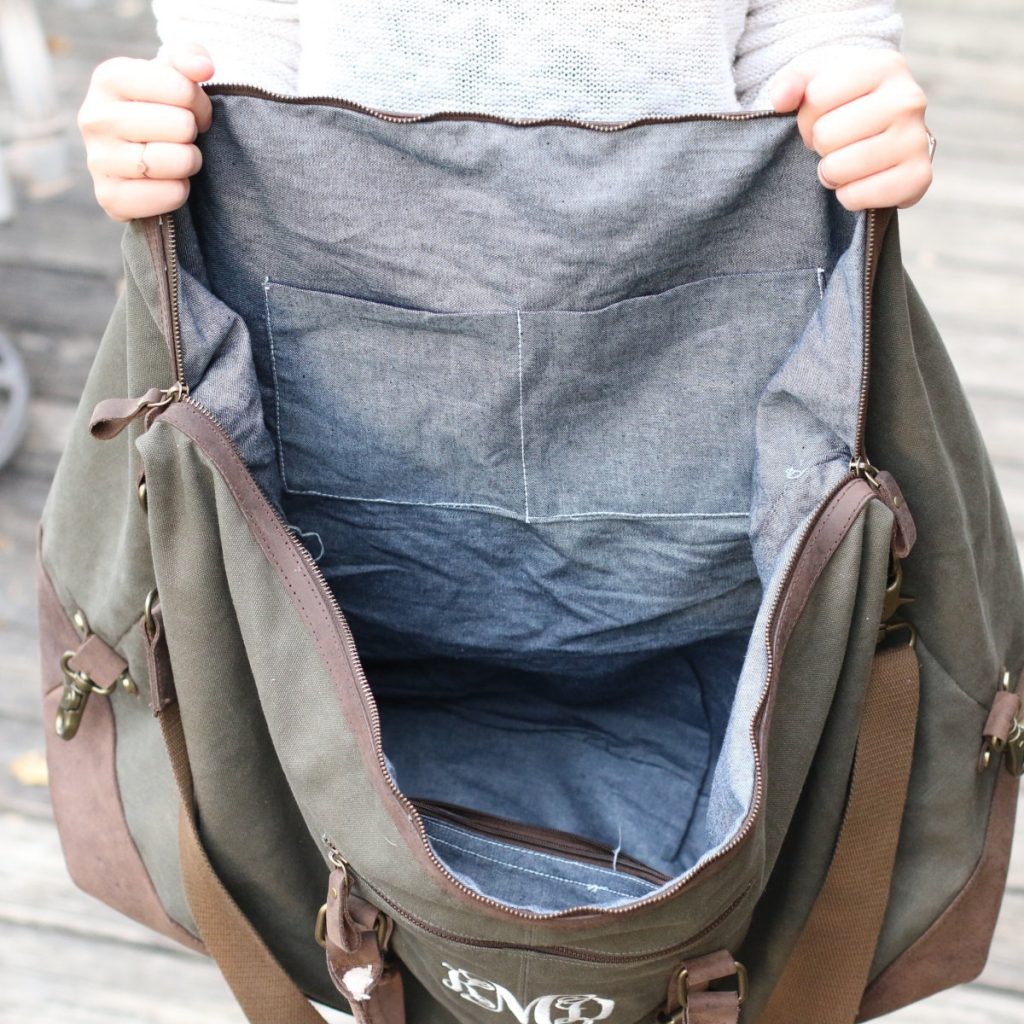 The Caroline Weekend Travel Duffel Bag – Personalized Bridesmaids Bridal Party Gifts
