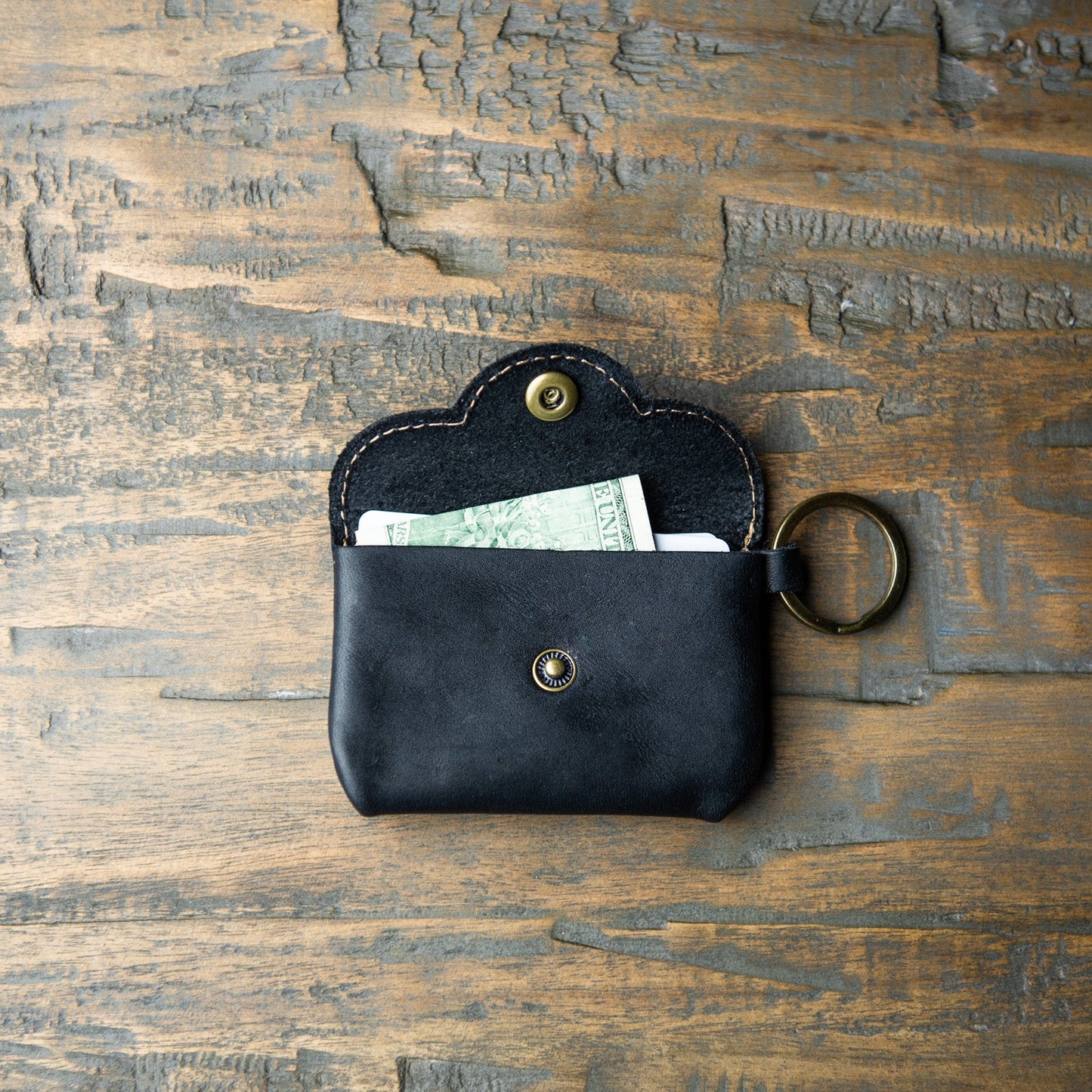 The Rosie Personalized Fine Leather Scallop Keychain Wallet